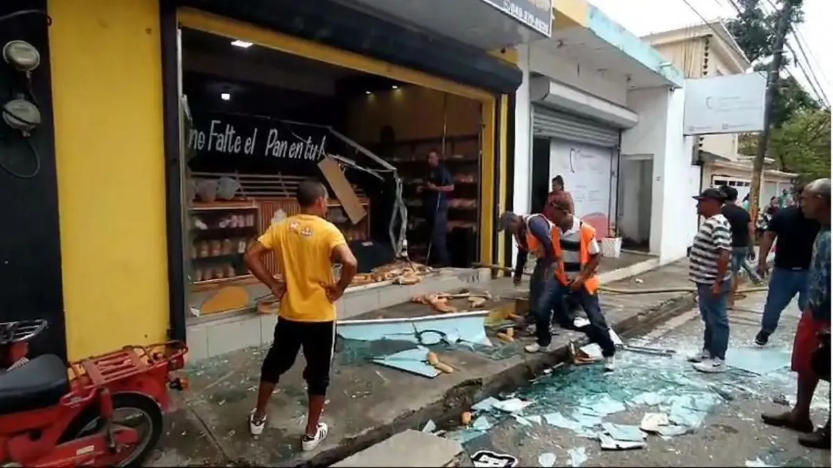 Explosión en panadería deja varios heridos en La Vega