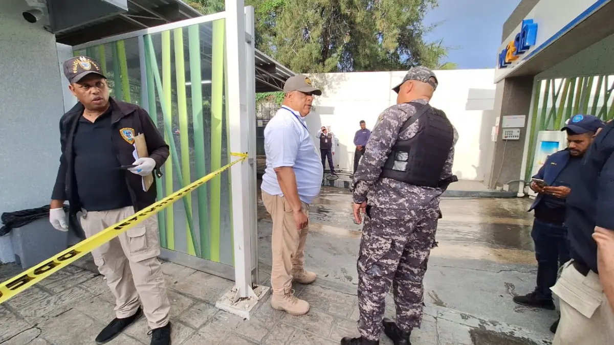 Es la segunda vez que asaltan sucursal del Popular en la Luperón