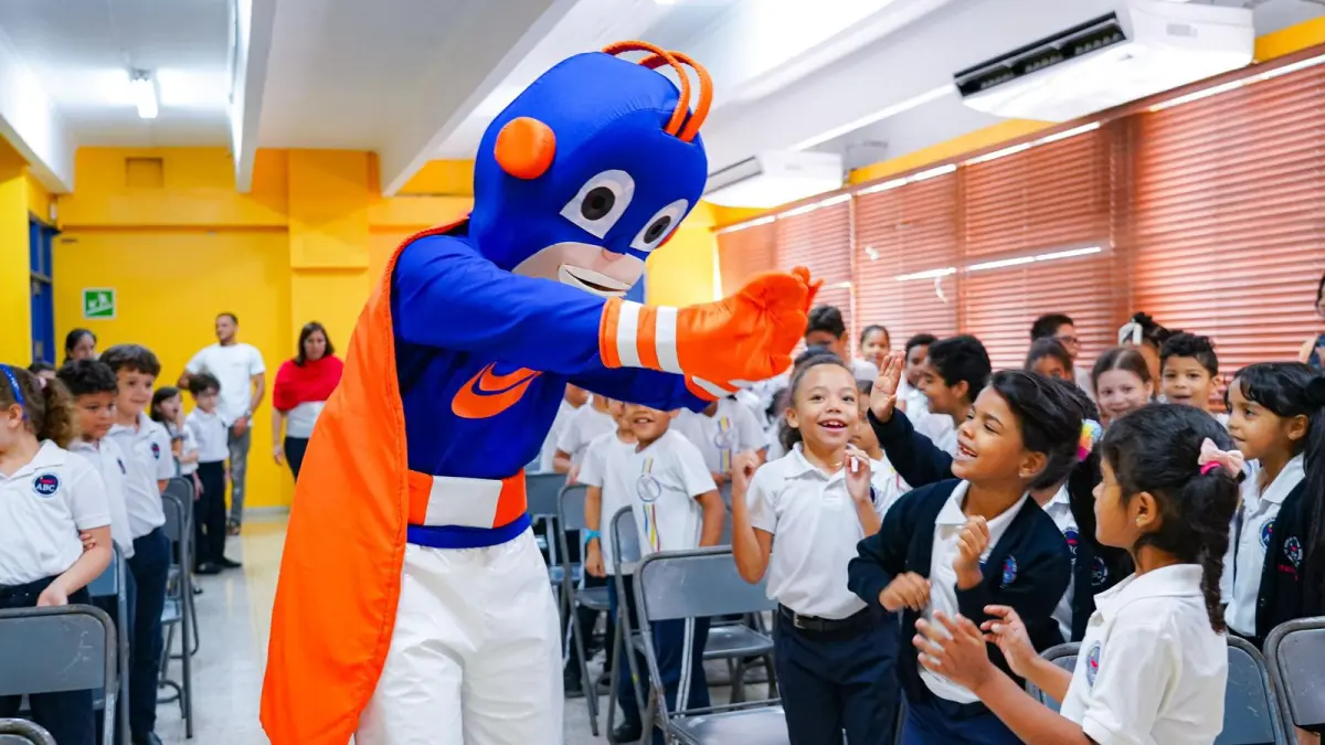 Edesur sensibiliza 3,500 niños en ahorro de energía y los juramenta como Guardianes Eléctricos