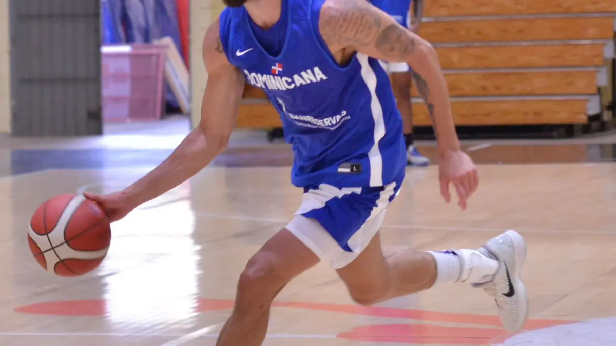Selección nacional de baloncesto sale a España esta noche
