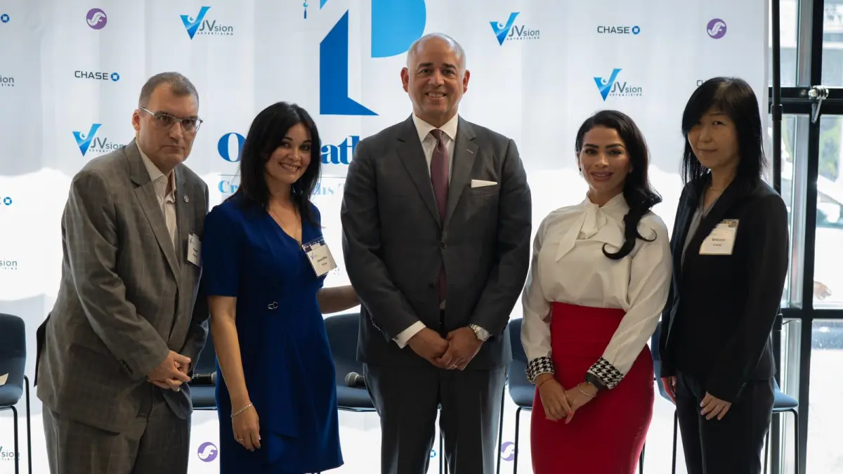 Lanzan fundación One Pathway; buscan ayudar a inmigrantes a desarrollarse profesionalmente en EEUU