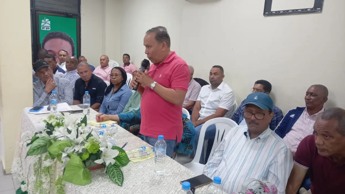 “El pueblo saldrá a buscar a Leonel para llevarlo a empujones al Palacio Nacional”, según Radhamés Jiménez