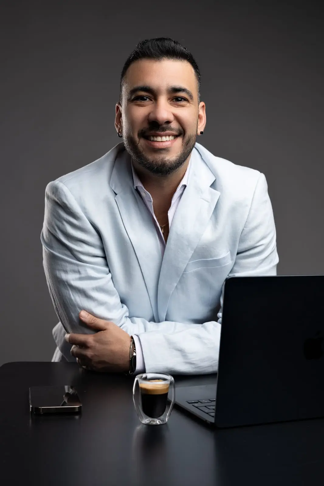 Pocho Pereira y Erika Rodríguez: Superando desafíos en un mercado competitivo