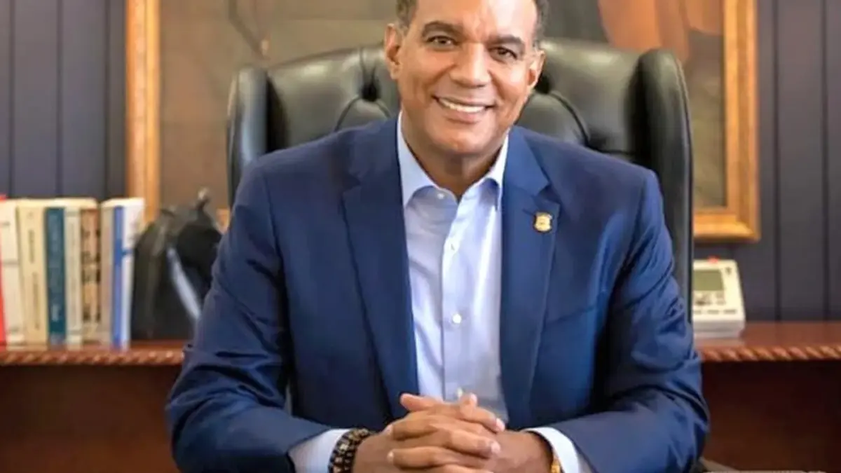 Senador de Espaillat Carlos Gómez utilizó el dinero del fondo social para propaganda política