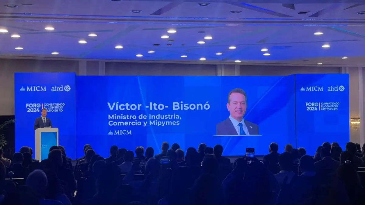 Celebran cuarto foro sobre combate al comercio ilícito