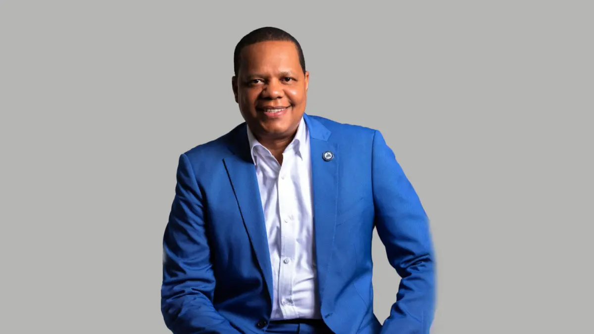 Hackean cuenta de WhatsApp del director de Pro Consumidor