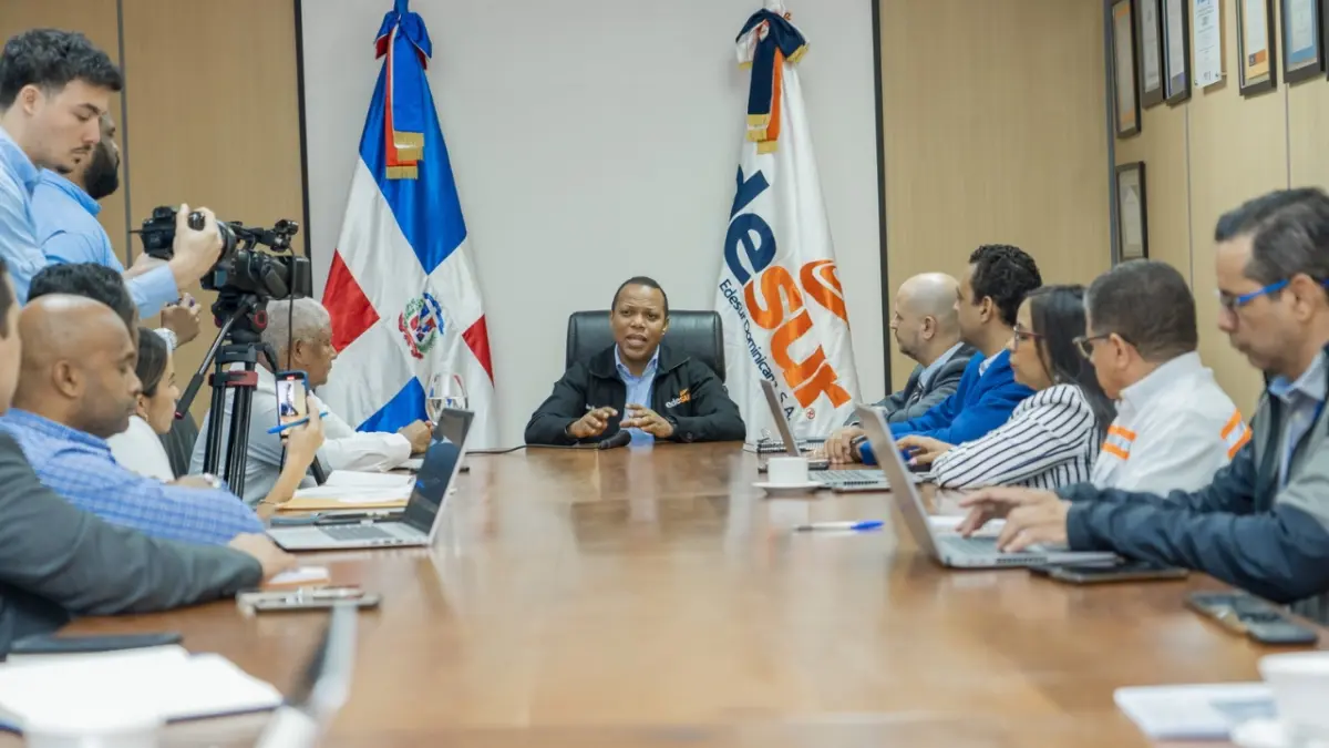 Edesur activa Plan de Contingencia por efectos del huracán Beryl