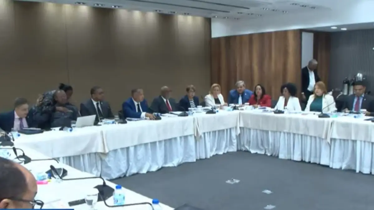 A punto de concluir la legislatura, diputados extienden el plazo para estudiar las propuestas de reforma al Código Penal