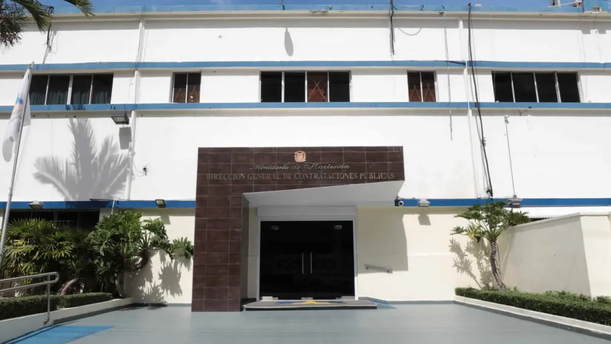 Contrataciones Públicas cancela contrato con camiones recolectores en Verón, Punta Cana por irregularidades