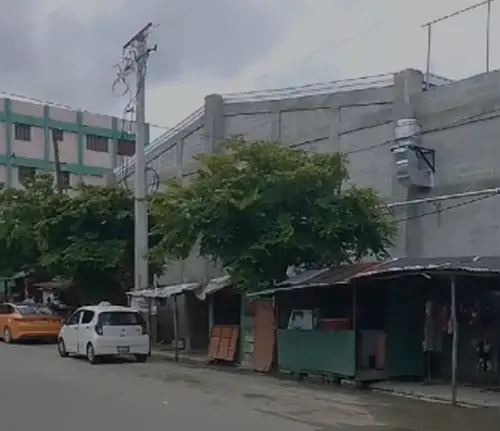 Comercio informal obstaculiza tránsito en Los Alcarrizos