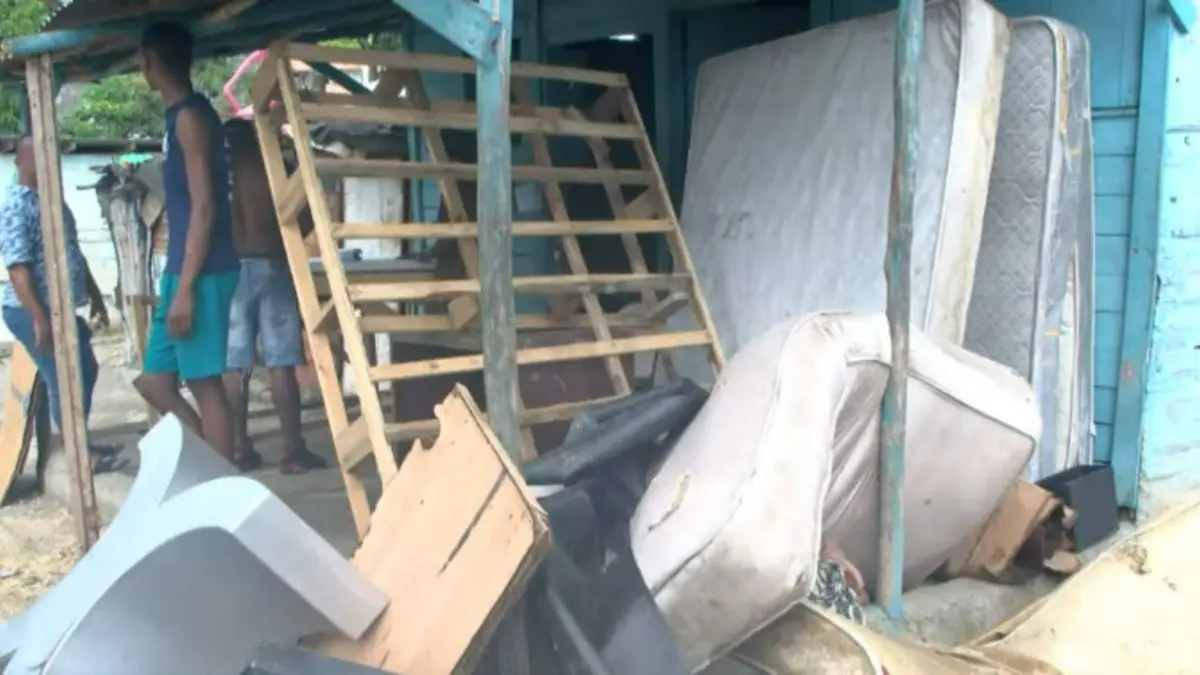 En vilo residentes a orillas del río Ozama por lluvias