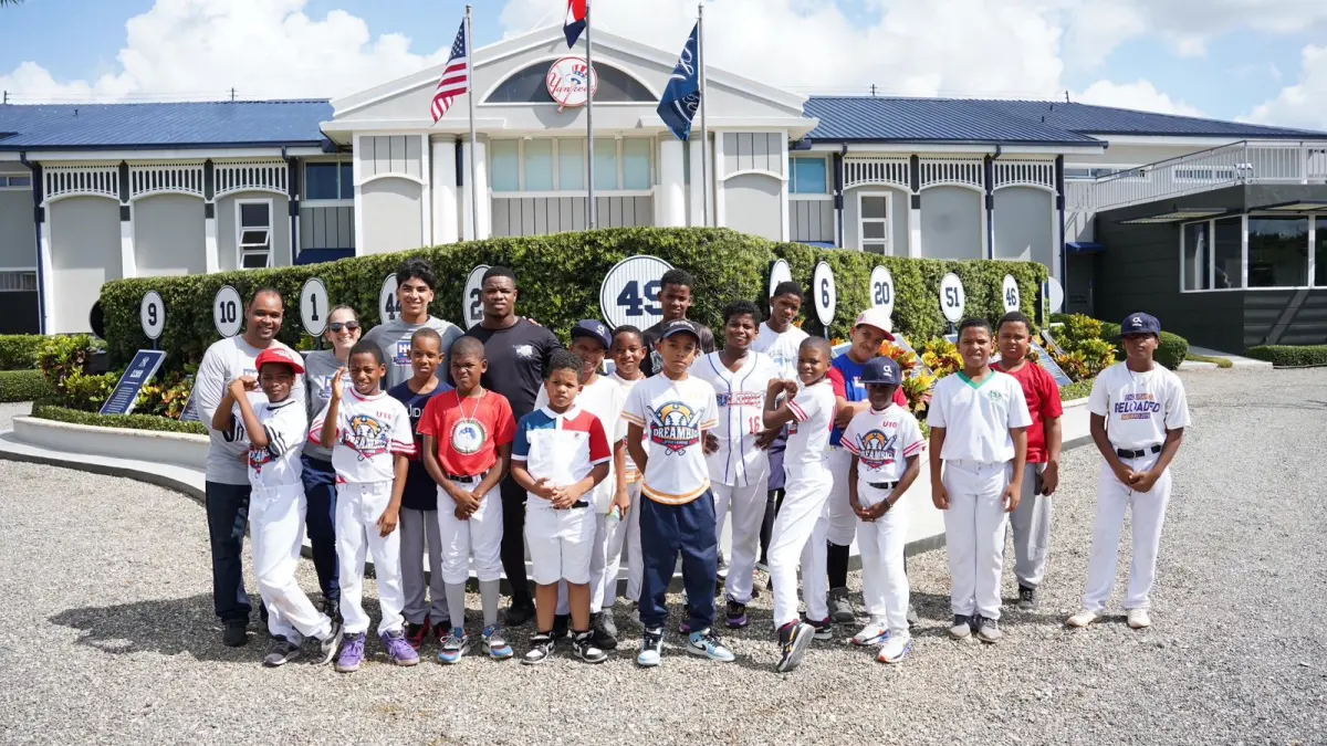 Los Yankees de Nueva York cierran su Hope Week 2024 reforzando su compromiso con la comunidad