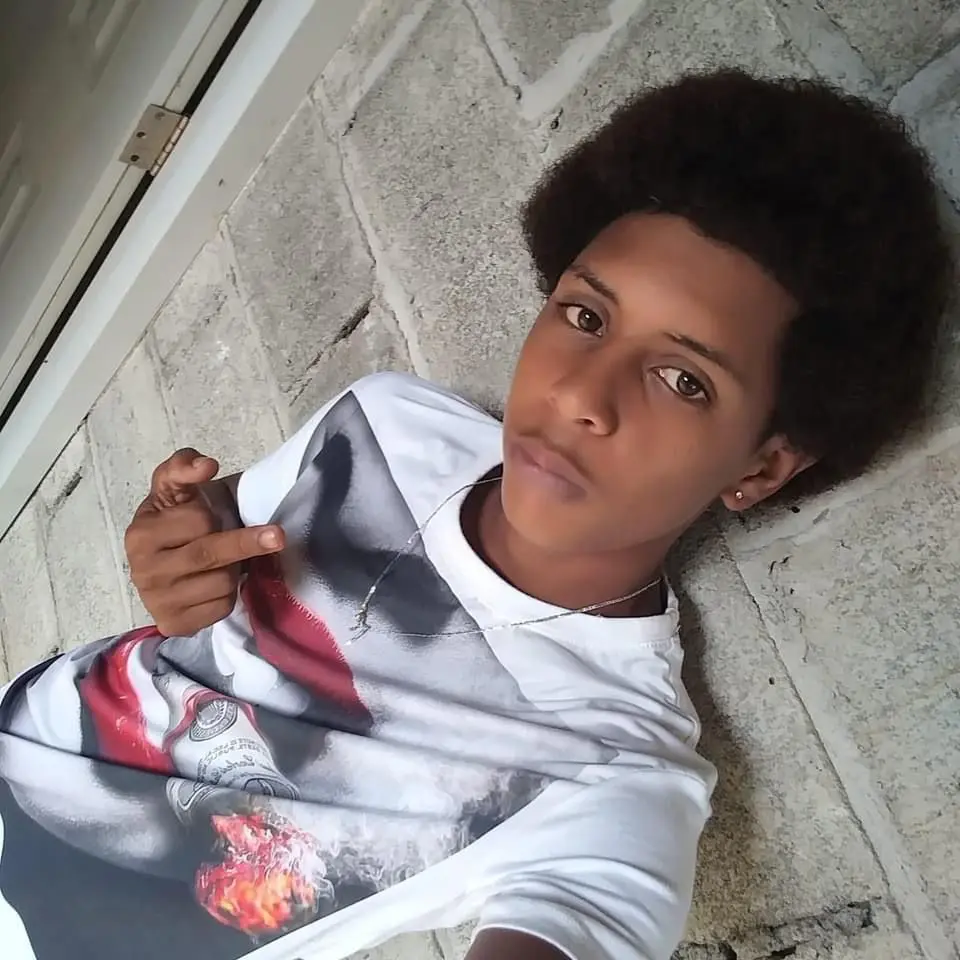 Joven asesina a machetazos a su primo en Puerto Plata