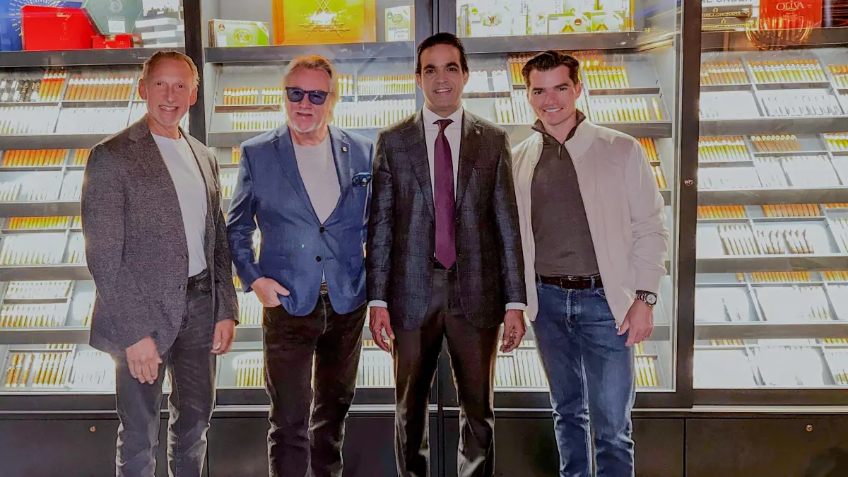 Embajada de RD en Reino Unido atrae inversionistas para sector tabacalero