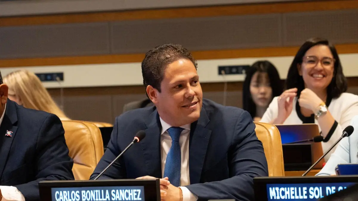 Ministro Bonilla: La determinación del gobierno ha sido clave para enfrentar el déficit habitacional