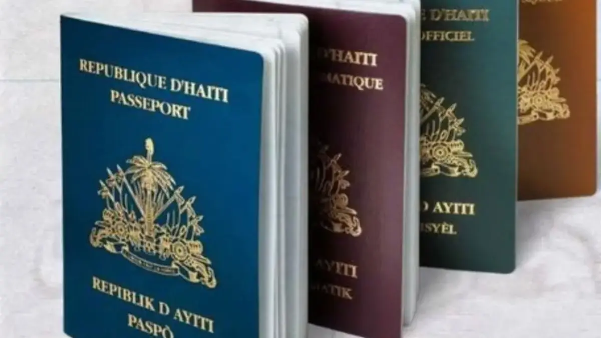 Suspenden producción de nuevos pasaportes en Haití