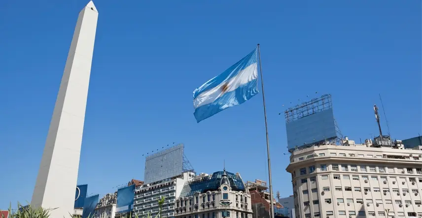 Crecen en Argentina las renuncias de militares y agentes de seguridad ante bajos salarios