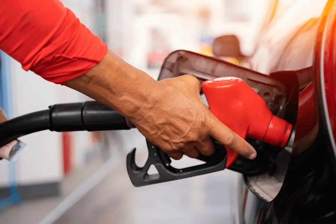 Cuatro combustibles bajan de precio para la semana del 10 al 16 de agosto