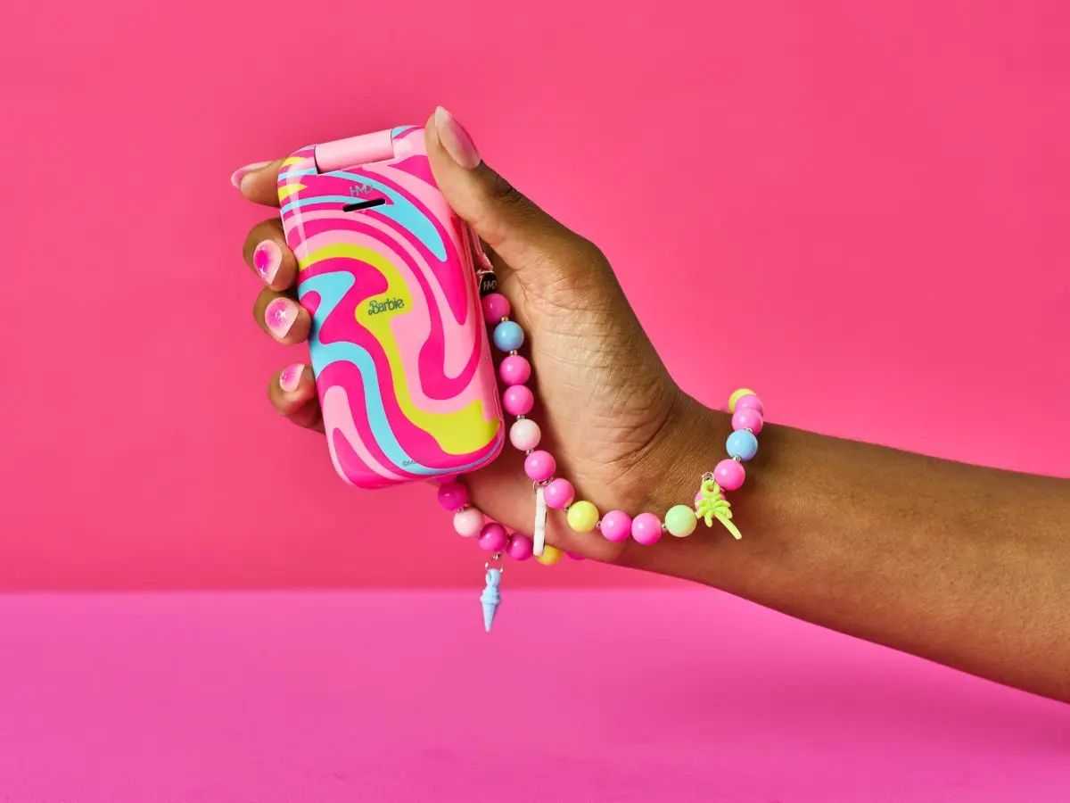 El nuevo teléfono móvil de Barbie sale a la venta con el foco en la desconexión digital
