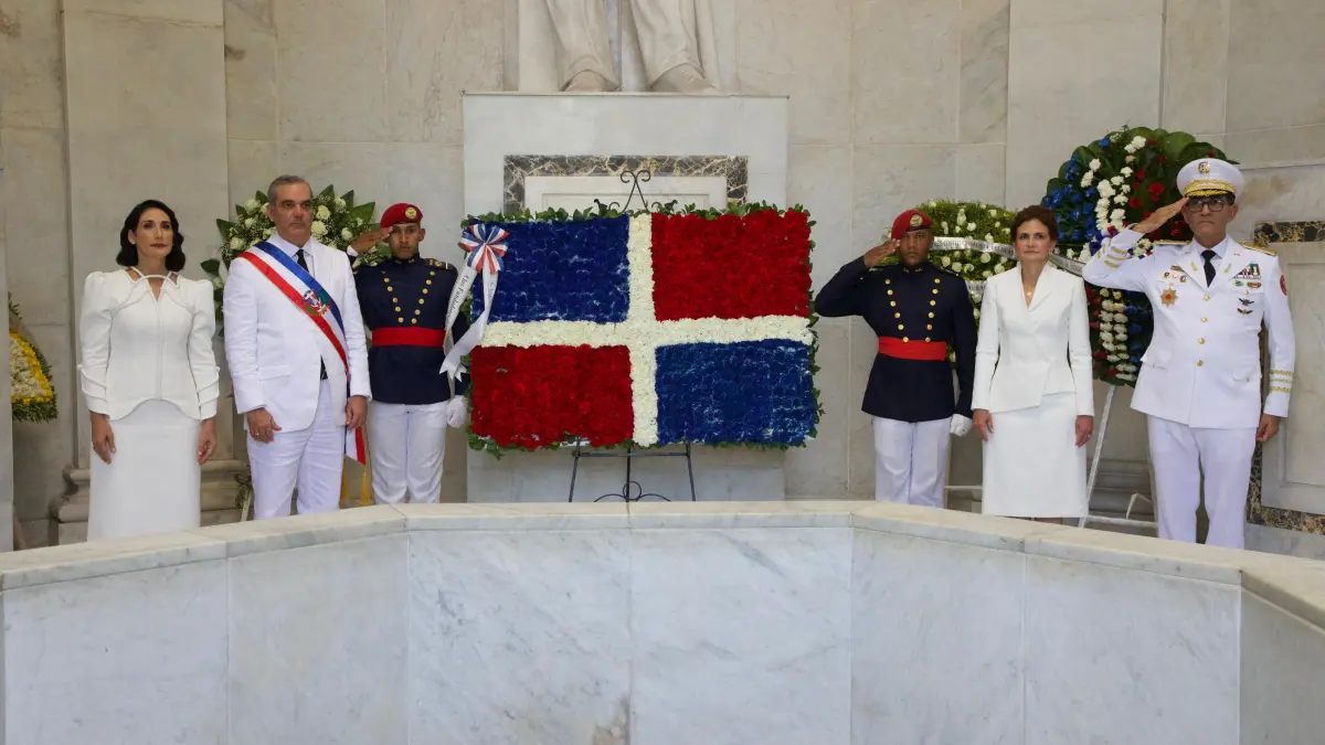 Abinader coloca en honrosa situación de retiro a Carlos Díaz Morfa