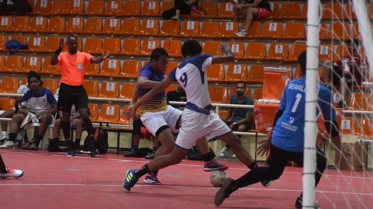 Están definidos los equipos que van a la semifinal del futsal universitario