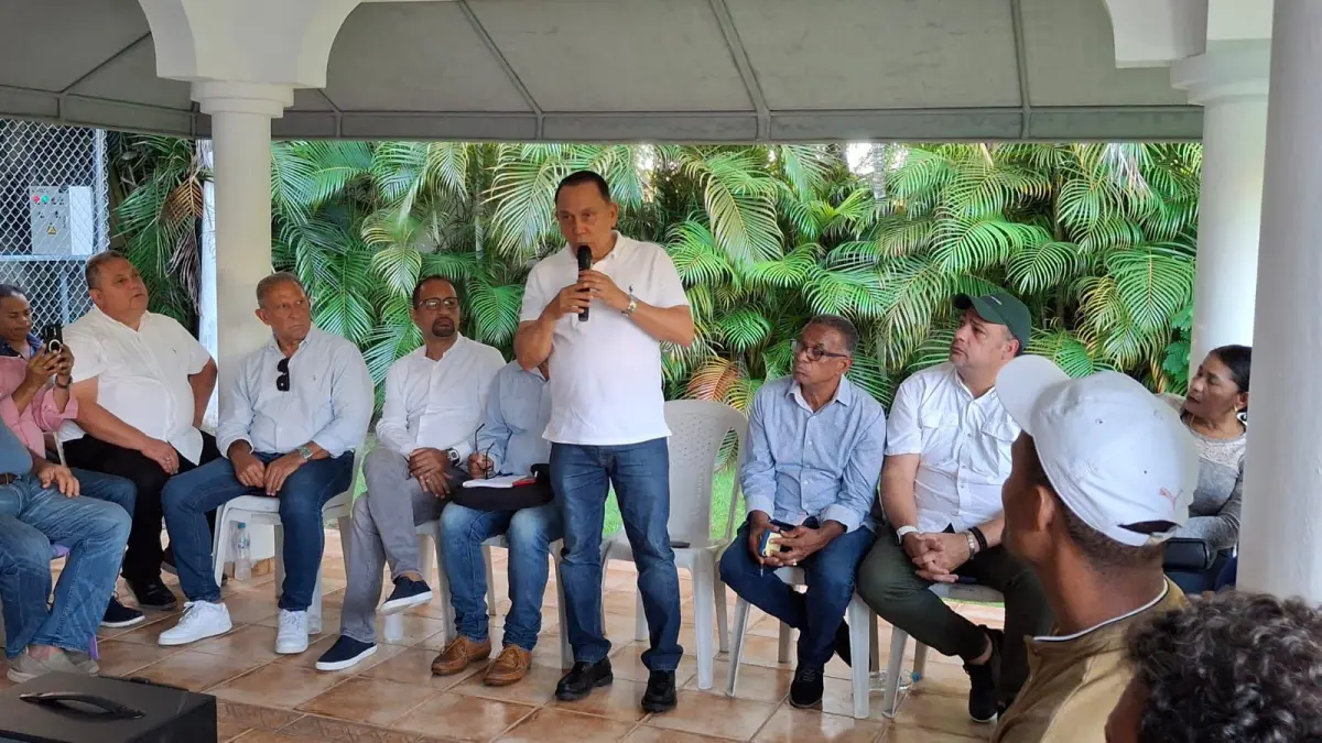 Radhamés Jiménez afirma que en gobierno del PRM todos los servicios básicos han colapsado