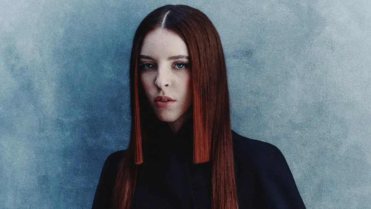 Young Miko en portada de Vogue: La nueva era del trap y reggaetón