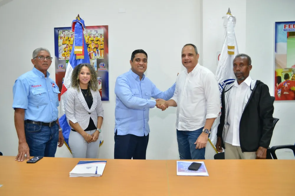 El ministro de Deportes, Kelvin Cruz, se reúne con otras cinco federaciones