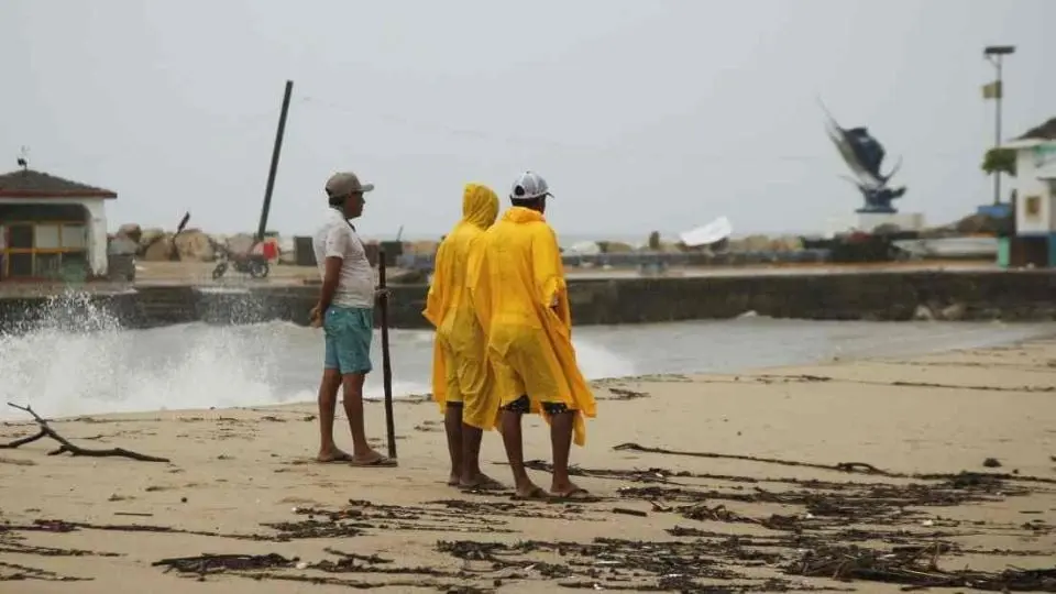 Declaran estado de emergencia en Florida por posible llegada de Helene como huracán