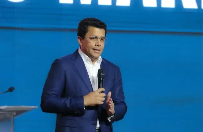 Collado dice RD volverá a brillar en cumbre sobre turismo de África y Las Américas