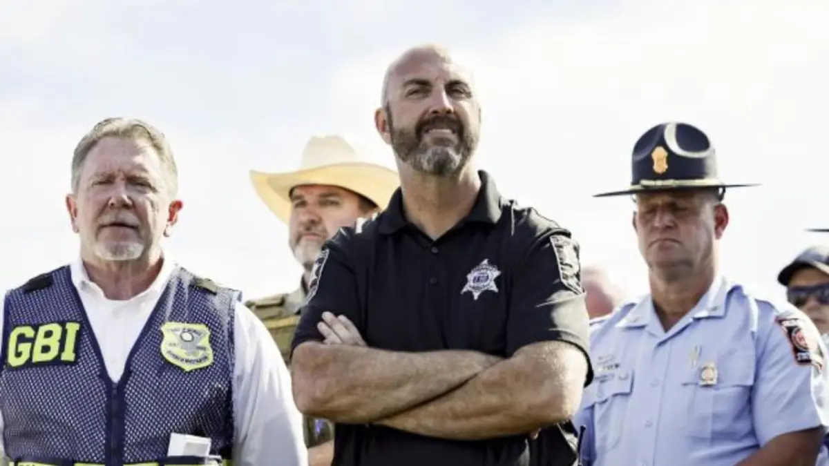 Las autoridades de Georgia (EE.UU.) acusan a tres menores por amenazas de tiroteo escolar