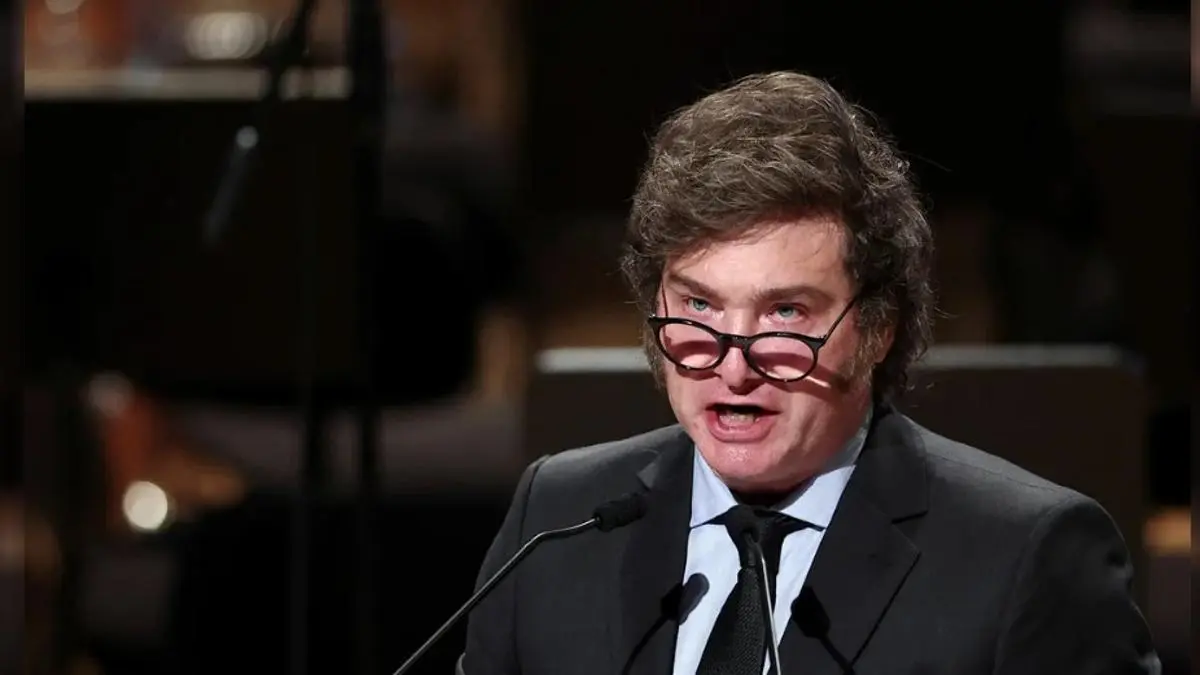 Retrasan el estreno de la serie Javier Milei por el partido Colombia y Argentina de eliminatorias