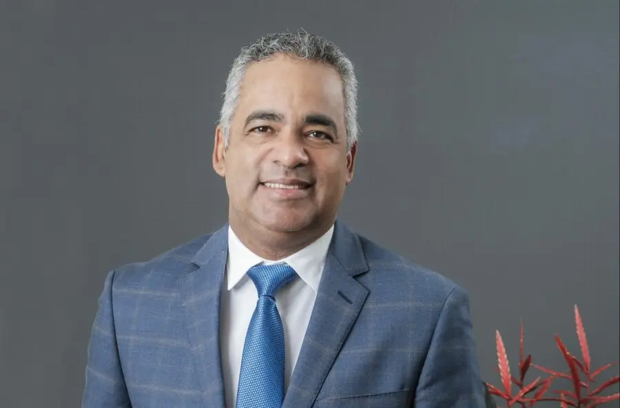 Designan a Joel Santos como presidente del Gabinete Eléctrico