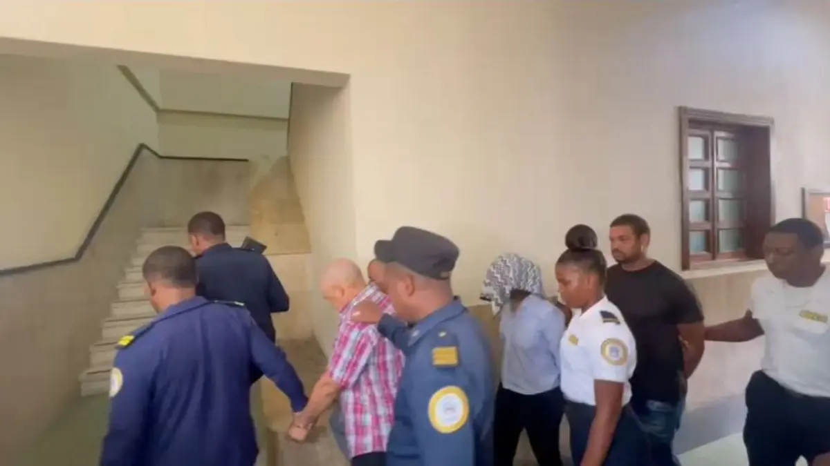 Aplazan conocimiento de medida de coerción contra Marisol Franco, esposa de “César El Abusador”