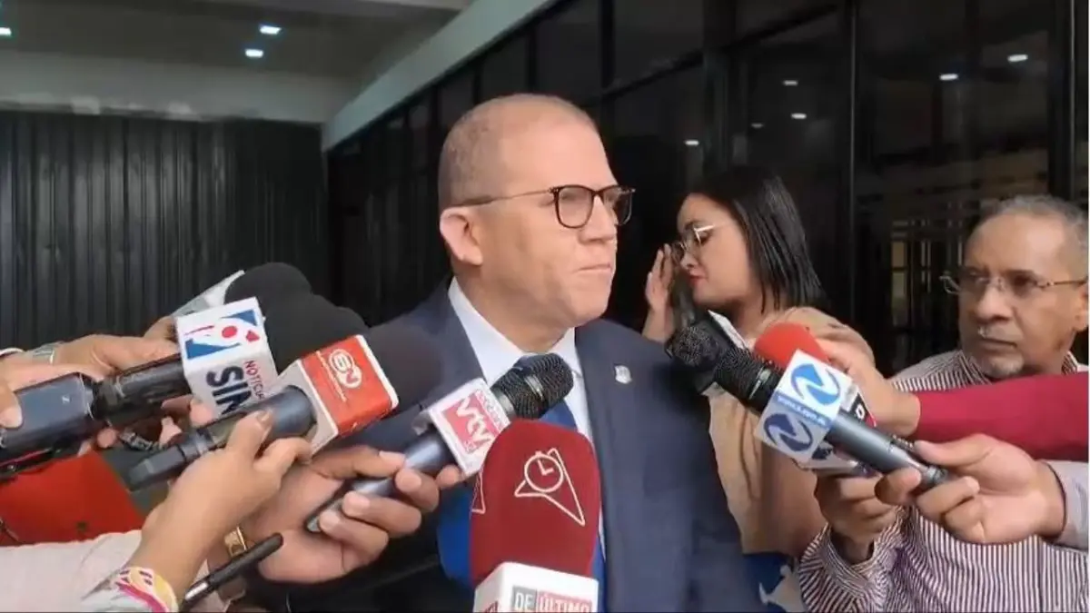 “Me rechazaron 7 veces la mía, hasta las bacinillas hay que hacerlas bajo acto notarial’, dice diputado sobre declaración jurada