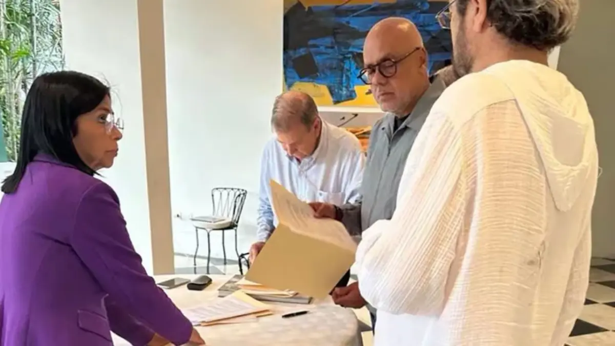 Gobierno español asegura “no tiene nada que ver” en coacción a Edmundo González en su embajada