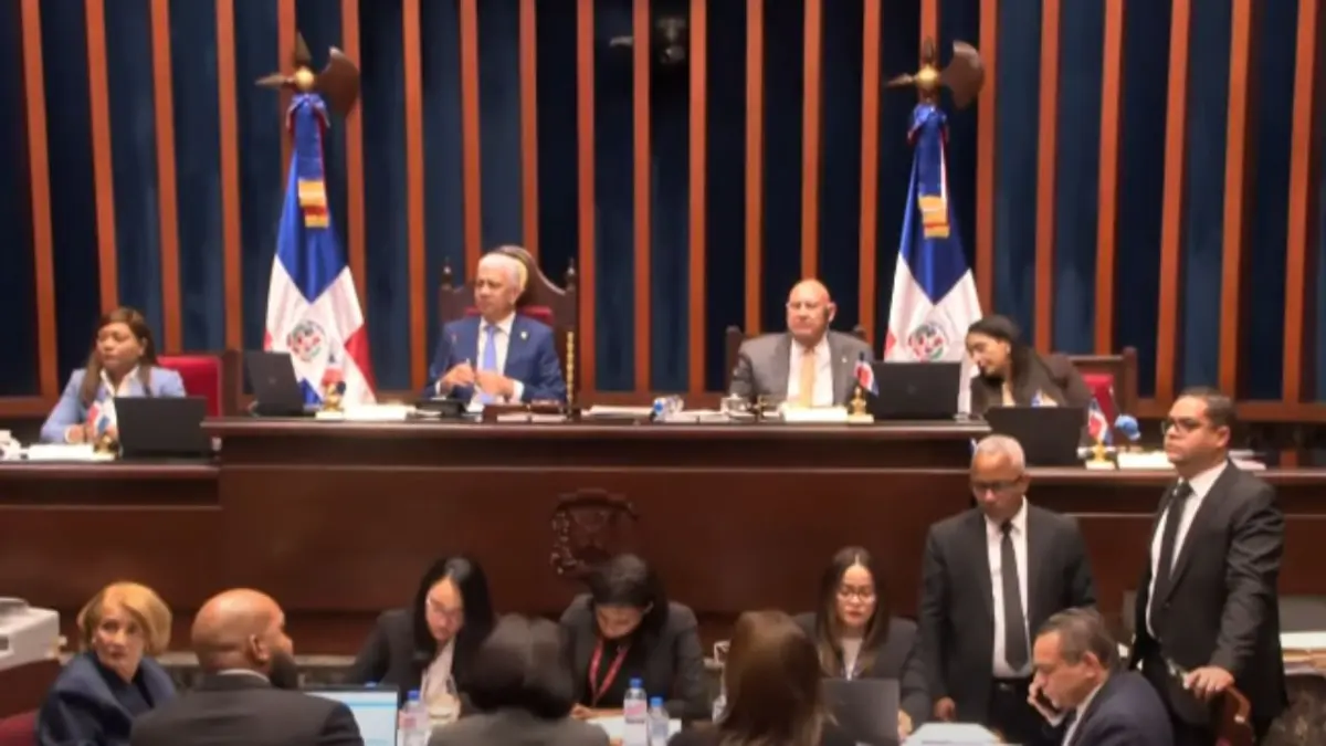 Legisladores respaldan modificación a la ley del DNI