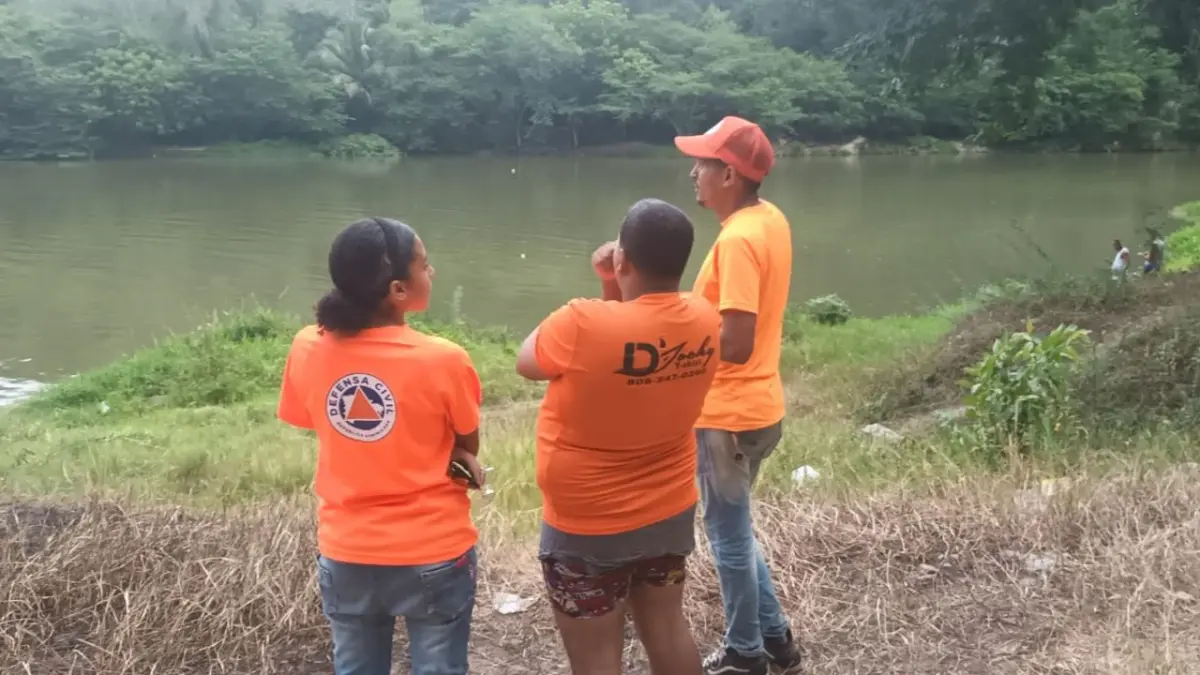 Recuperan cuerpo de mujer arrastrada por las aguas del canal Ulises Francisco Espaillat