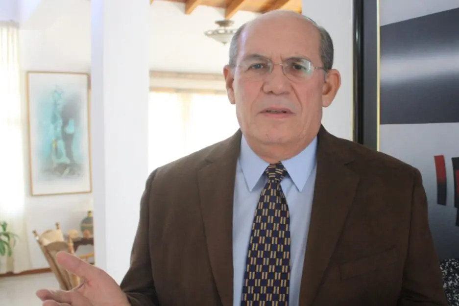 Opositor Omar González considera que Maduro «se hunde en un mar de equivocaciones»