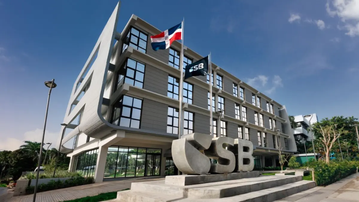 Superintendencia de Bancos fortalece su estrategia de servicio institucional