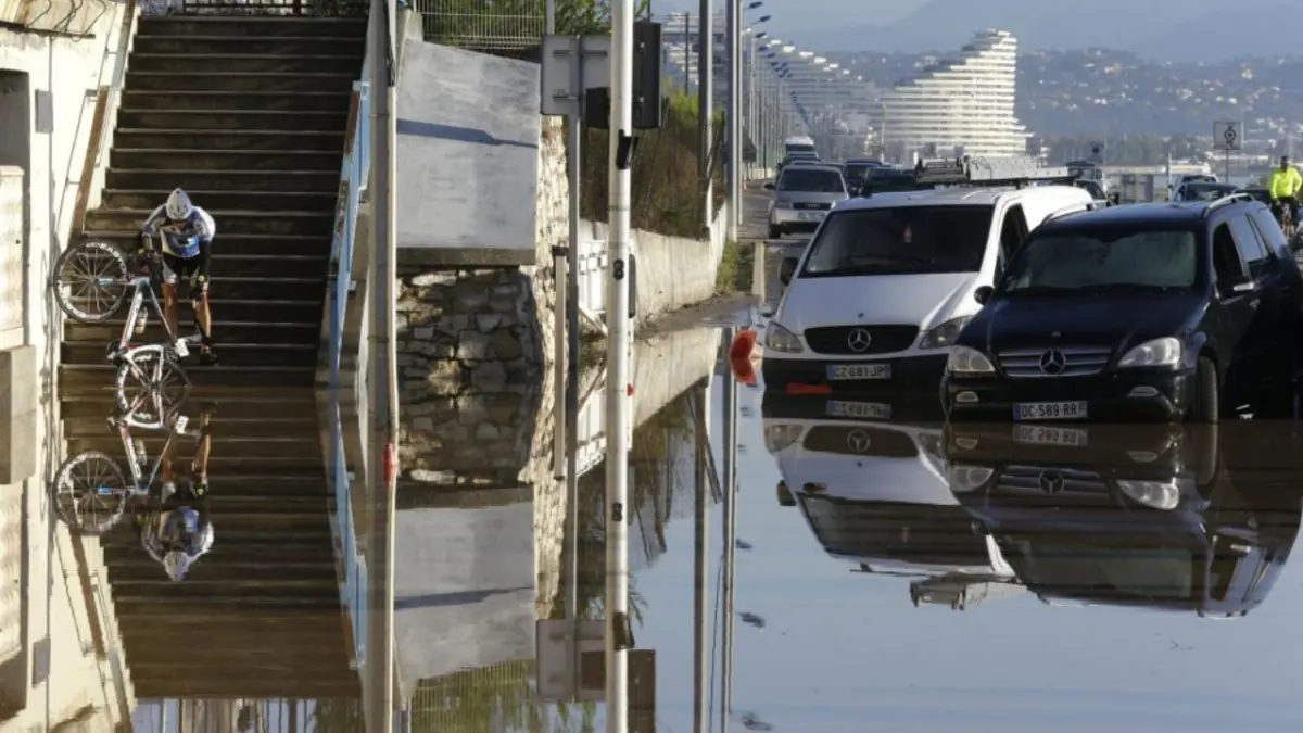 Las inundaciones repentinas causan estragos en el sur de Francia, Cannes es la más afectada