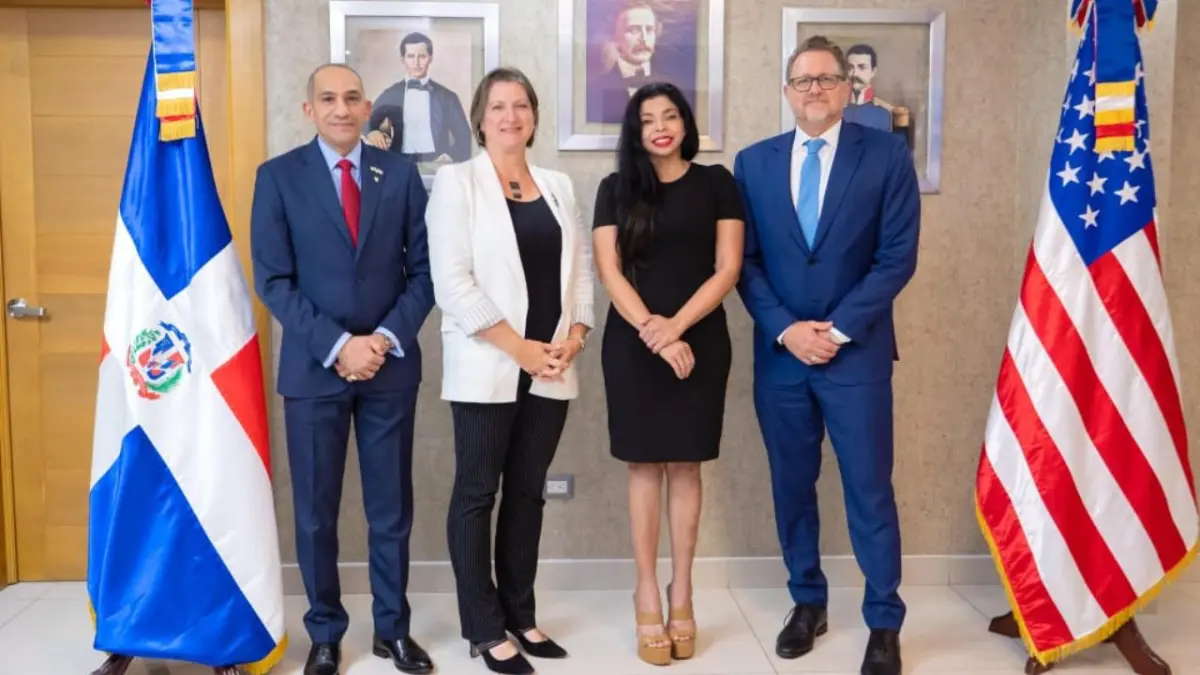 EEUU y RD acuerdan seguir cooperación contra el narcotráfico y crimen organizado