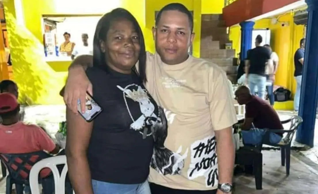 Entierran víctimas de accidente de Azua; cierran centro de diversión de la tragedia