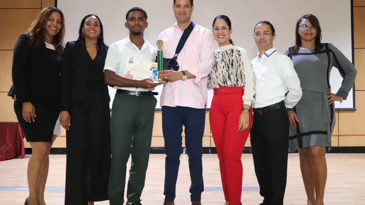 157 estudiantes de la Regional 15 reconocidos por sus habilidades y talentos en Lengua Española