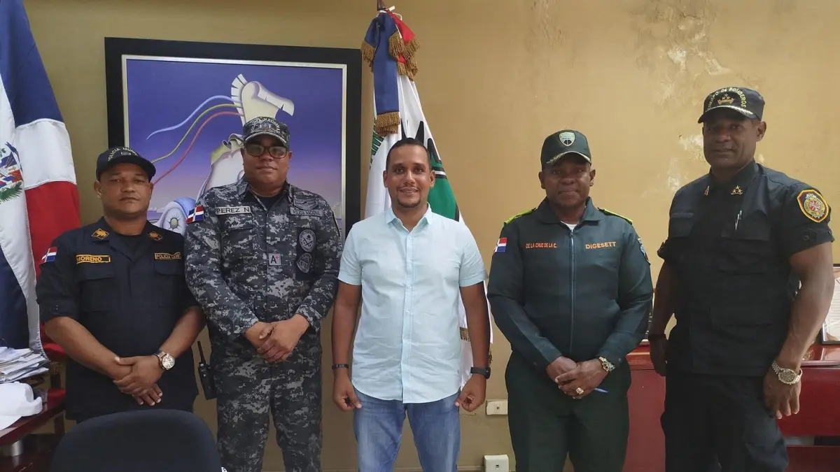 Autoridades de Monte Plata se reúnen para reforzar la seguridad integral del municipio