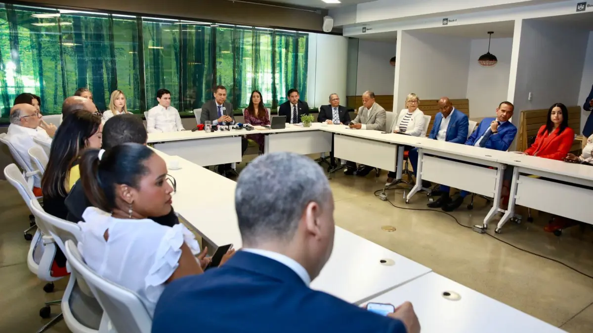 Indotel anuncia encendido de la Televisión Terrestre Digital; será este 21 de noviembre