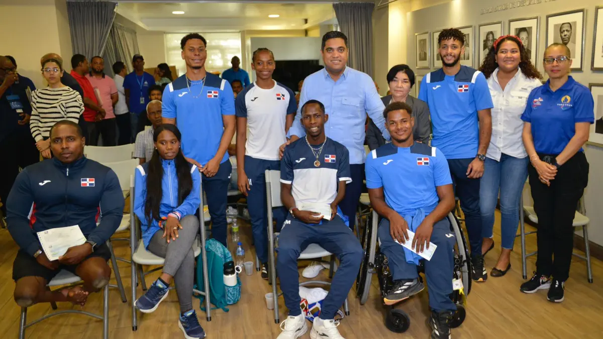 Miderec entrega incentivos a los atletas paralímpicos