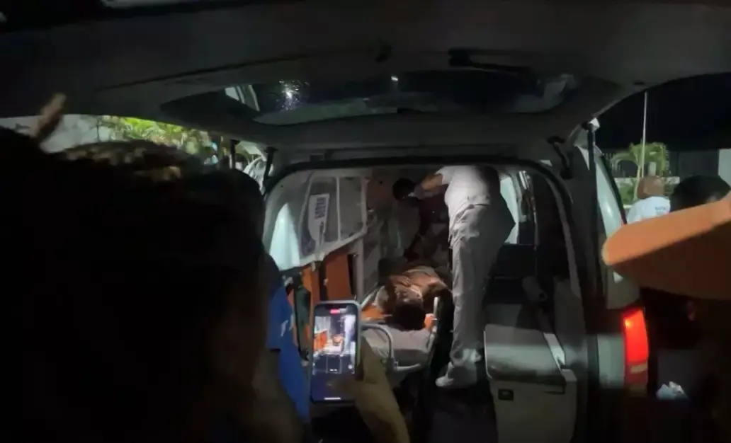 Fallece menor de 16 años herido de bala supuestamente por agente del DICRIM