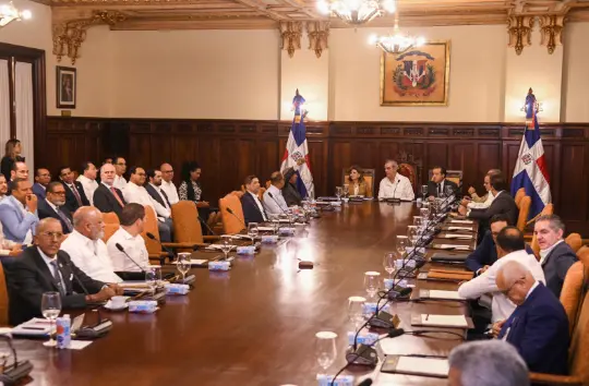 Consejo de ministros aprueba anteproyecto de presupuesto por más de 1.48 billones de pesos para el 2025