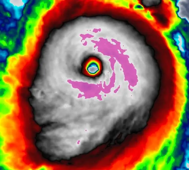 El peligroso huracán Milton se intensifica con categoría 5 rumbo a Florida